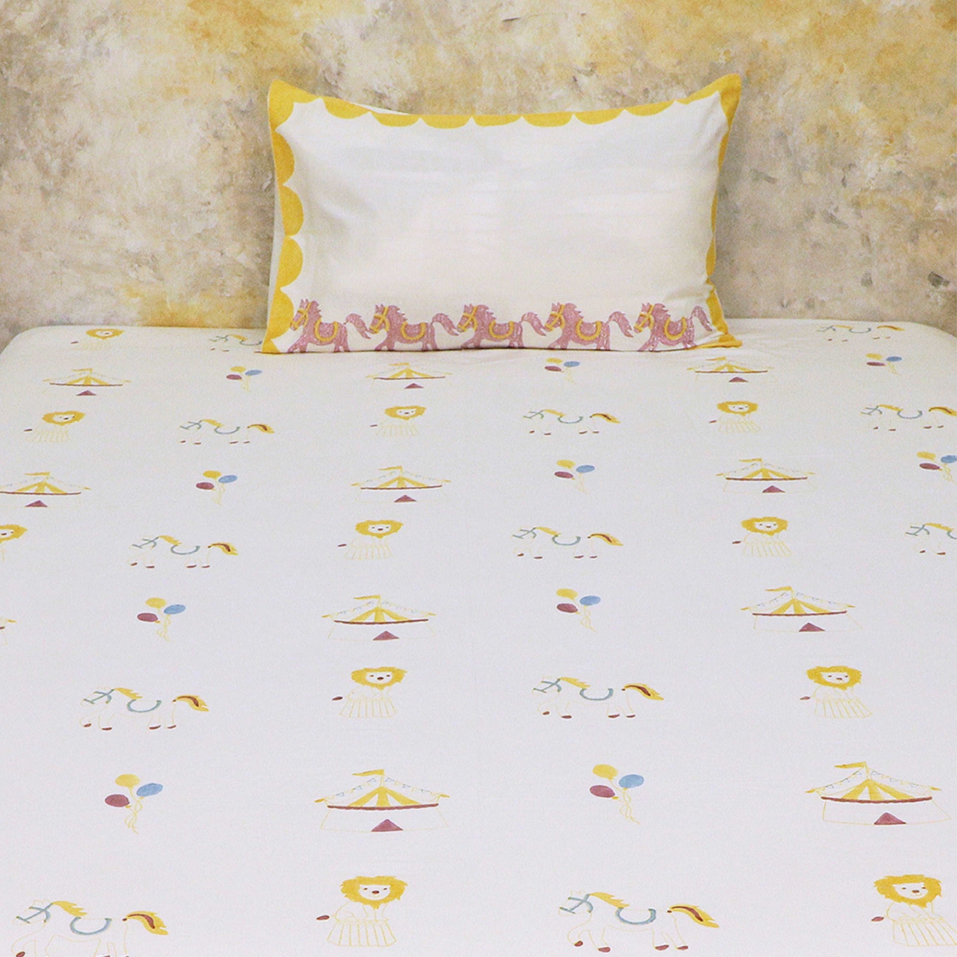 Bed Set- I am going to the circus