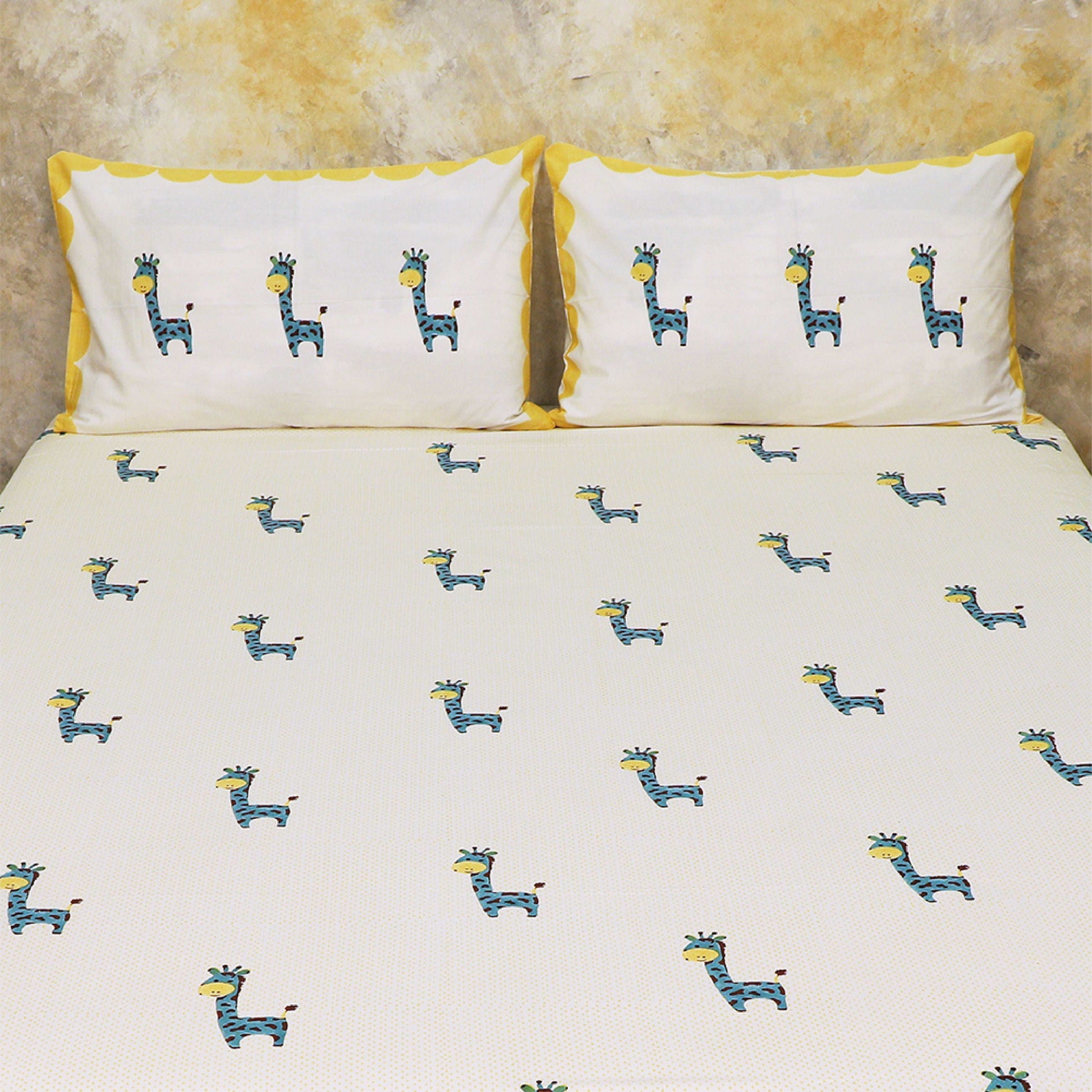 Bed Set- My Best Friend Gira the Giraffe
