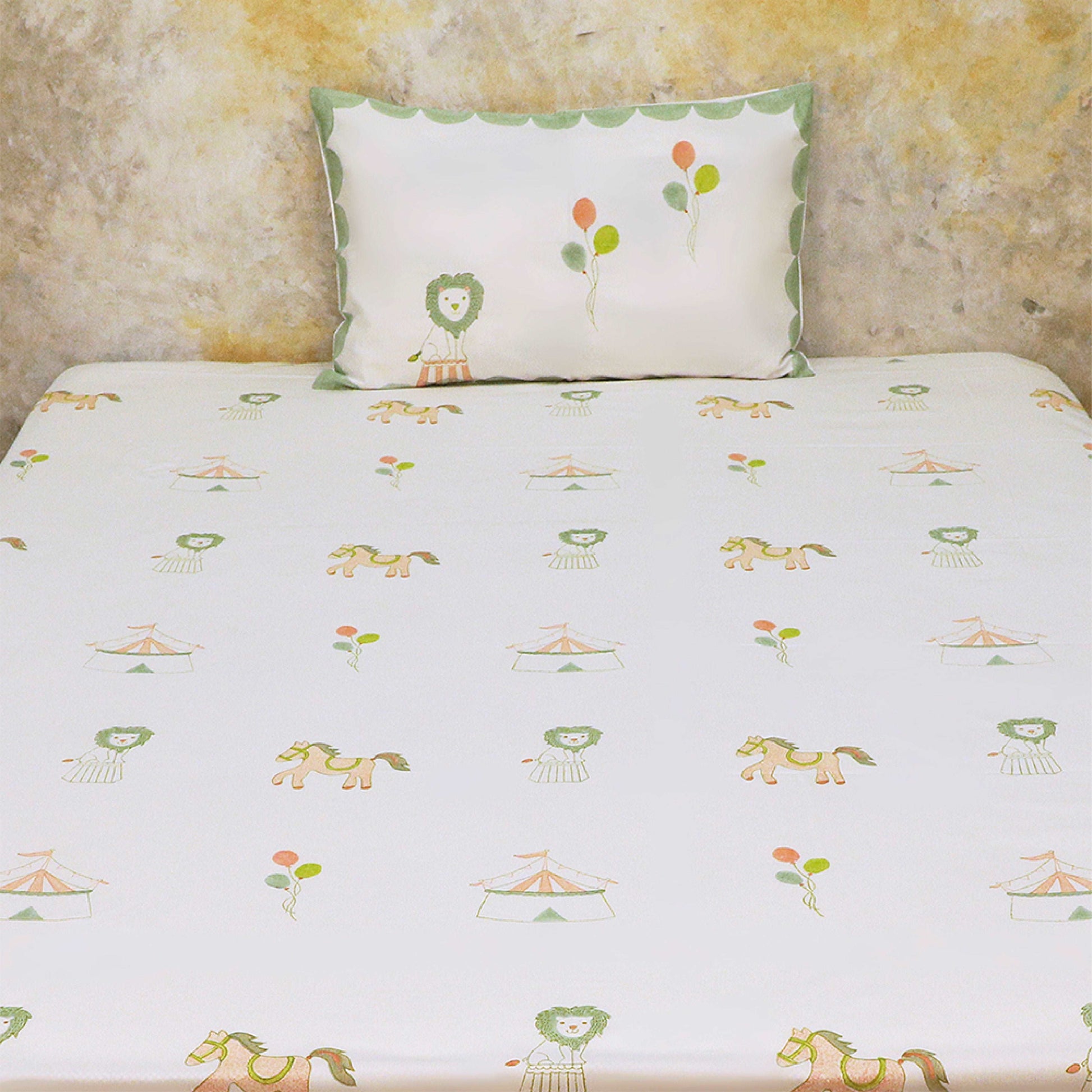 Bed Set- I am going to the circus