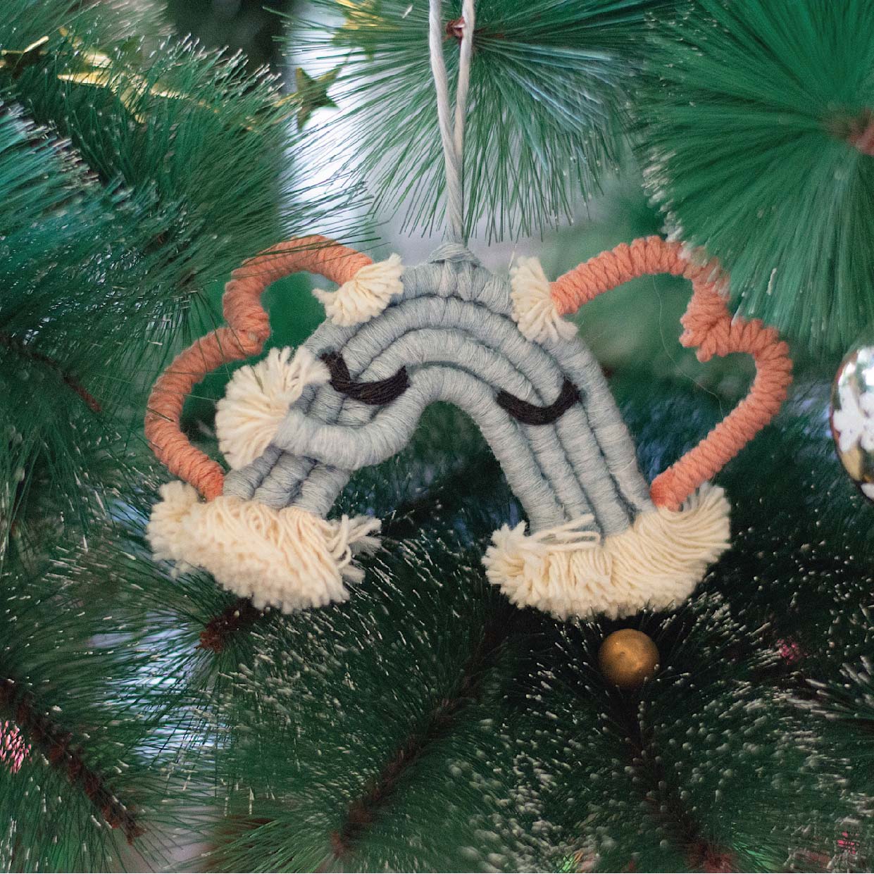 Elle Ornament