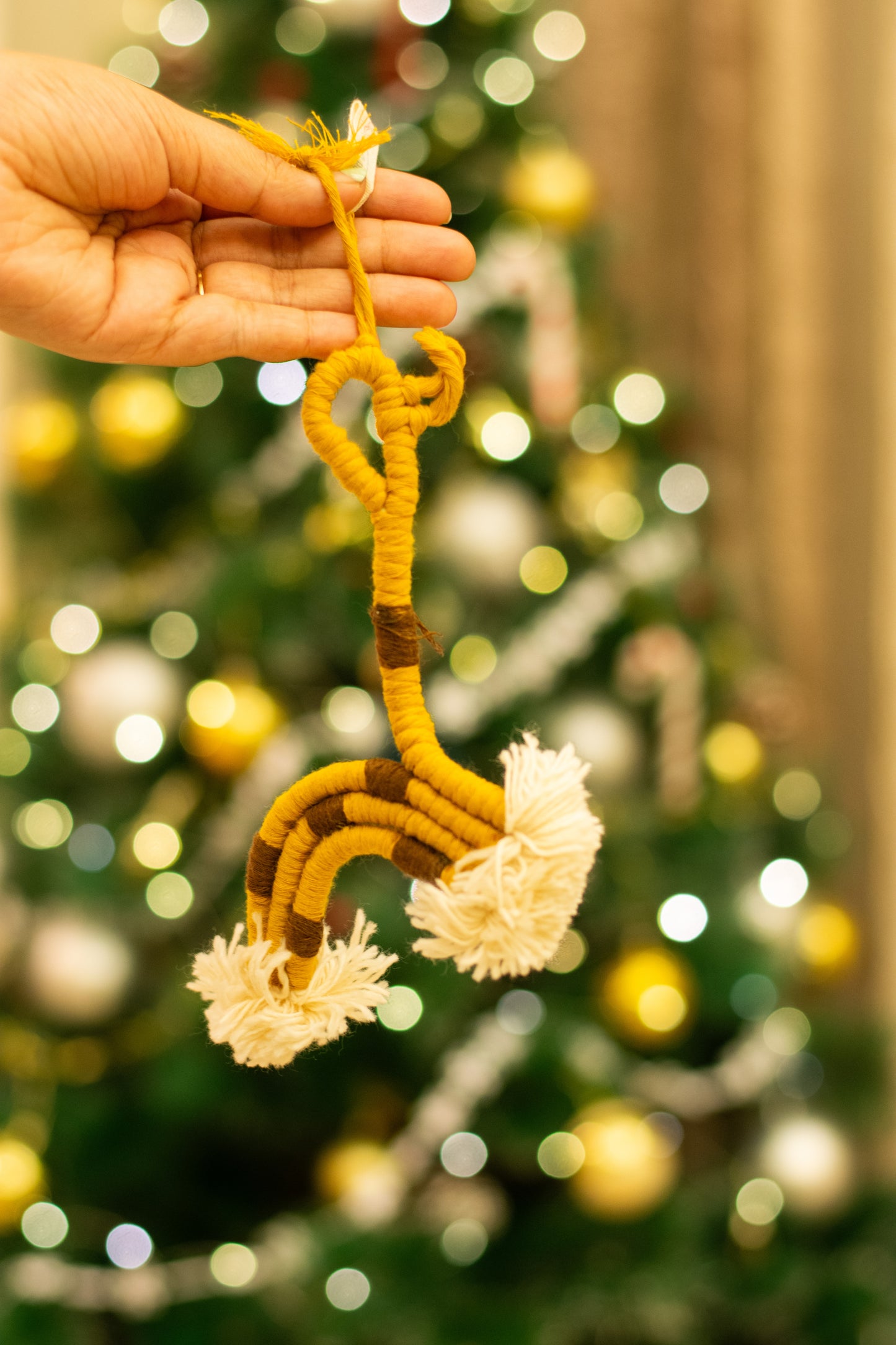 Gira Ornament