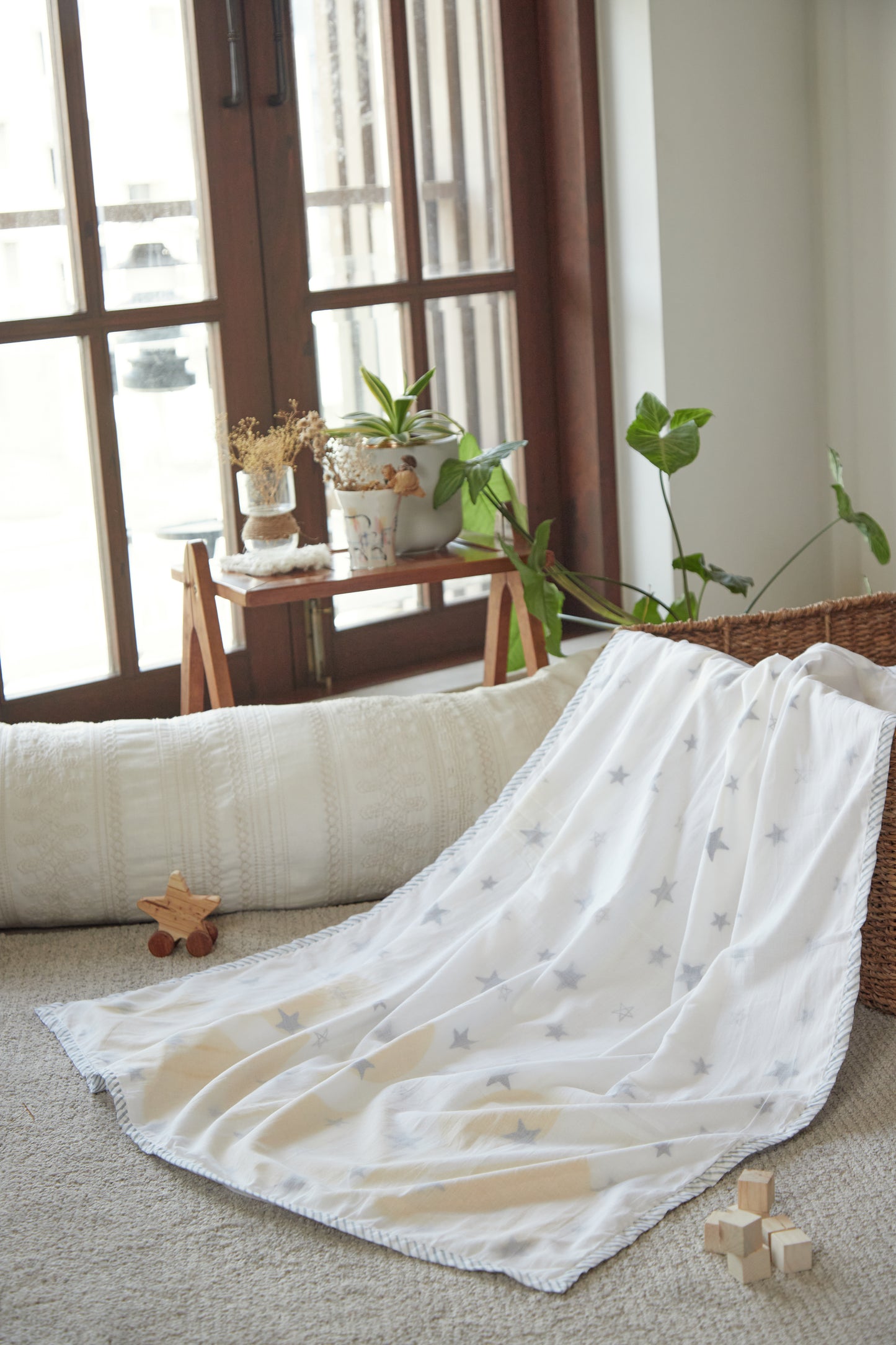 Cot Bedding Set - Shapes