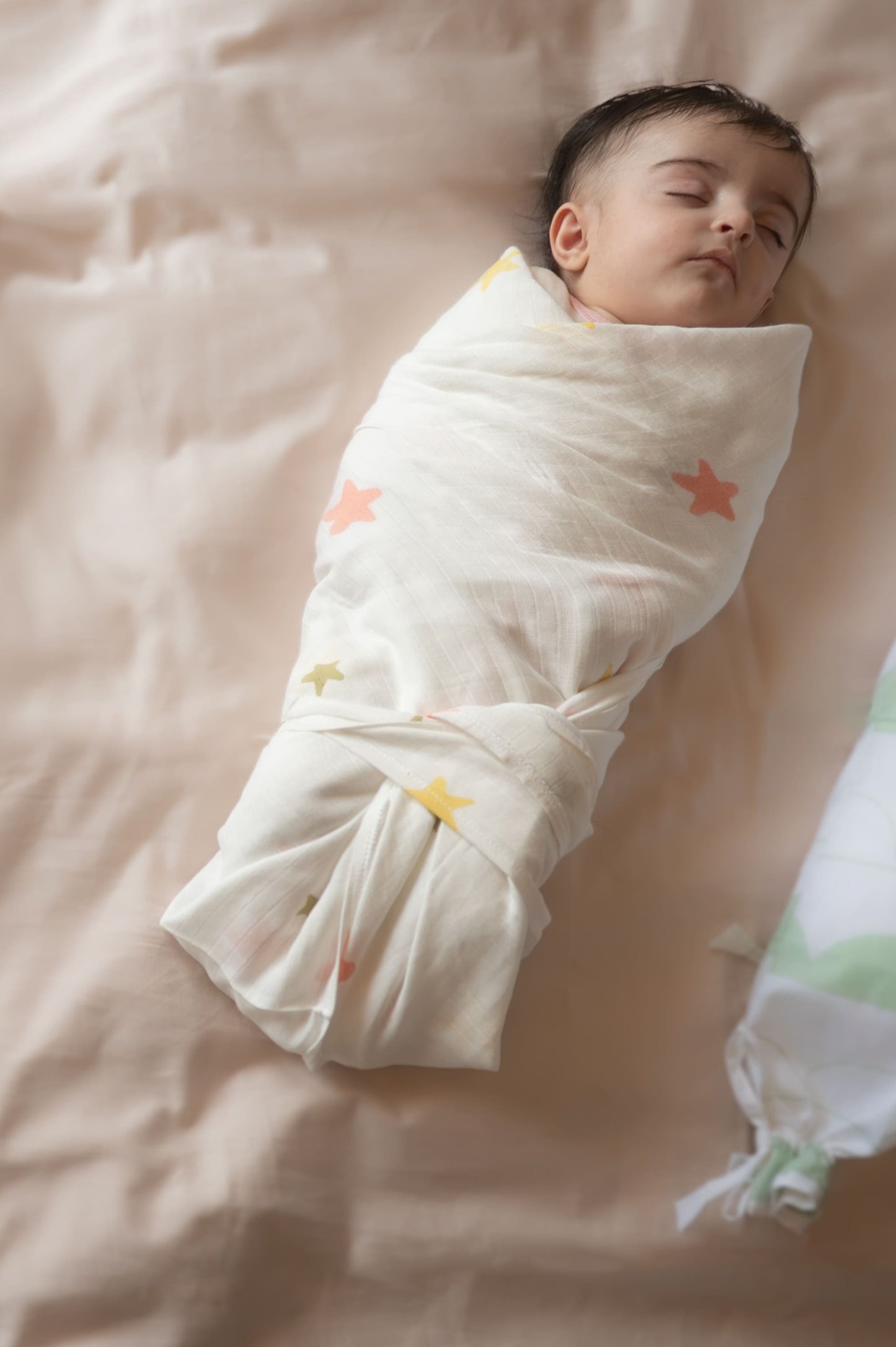 Swaddles Circus - Star