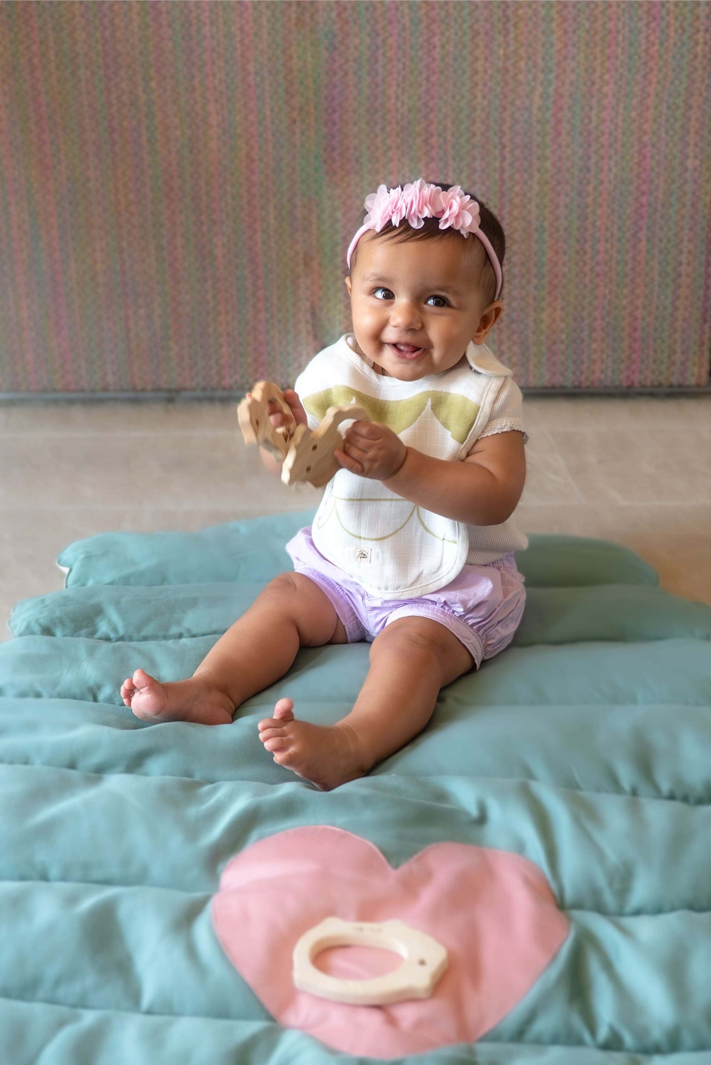 Bibs Circus - Half Moon