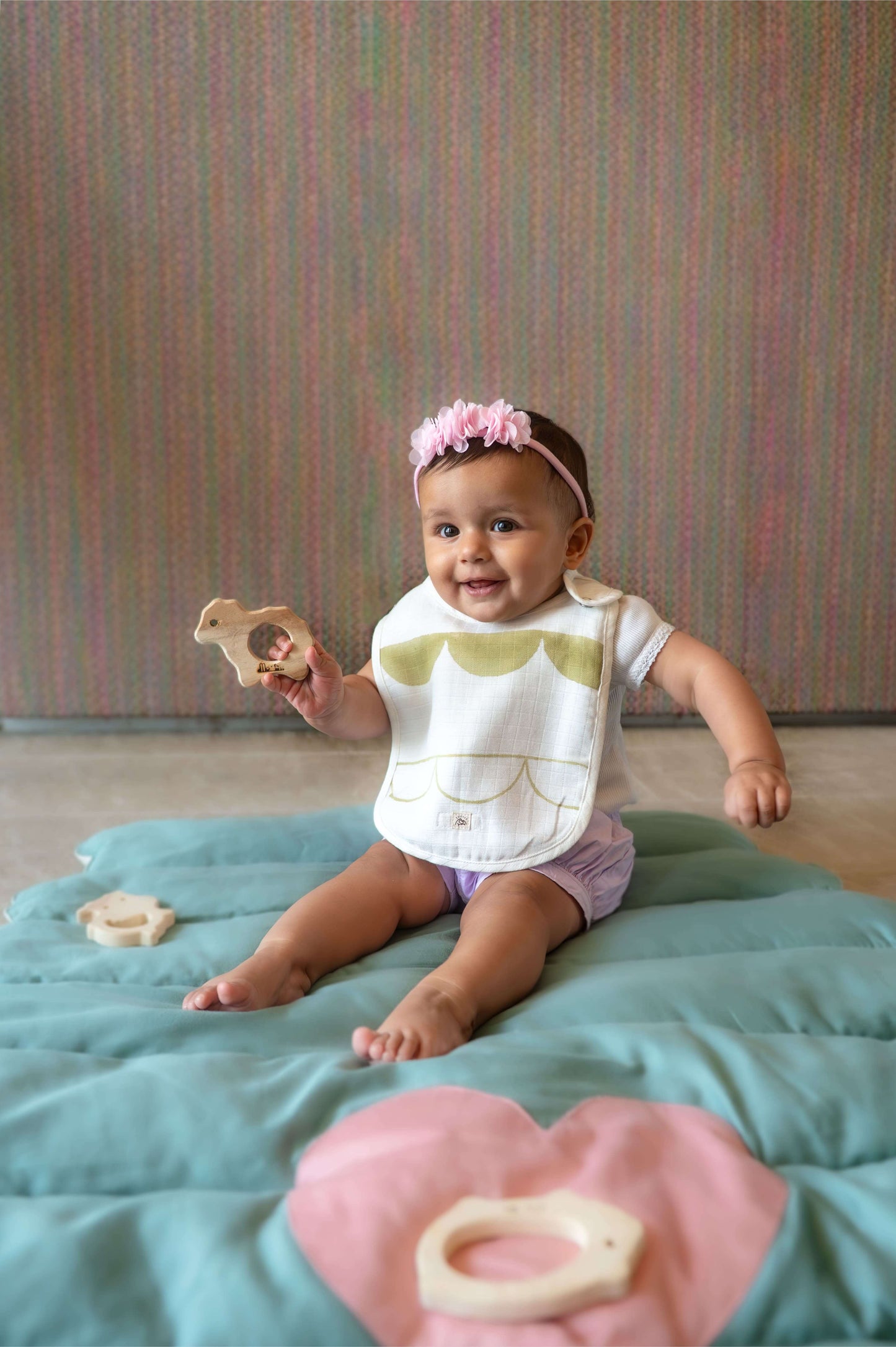 Bibs Circus - Half Moon