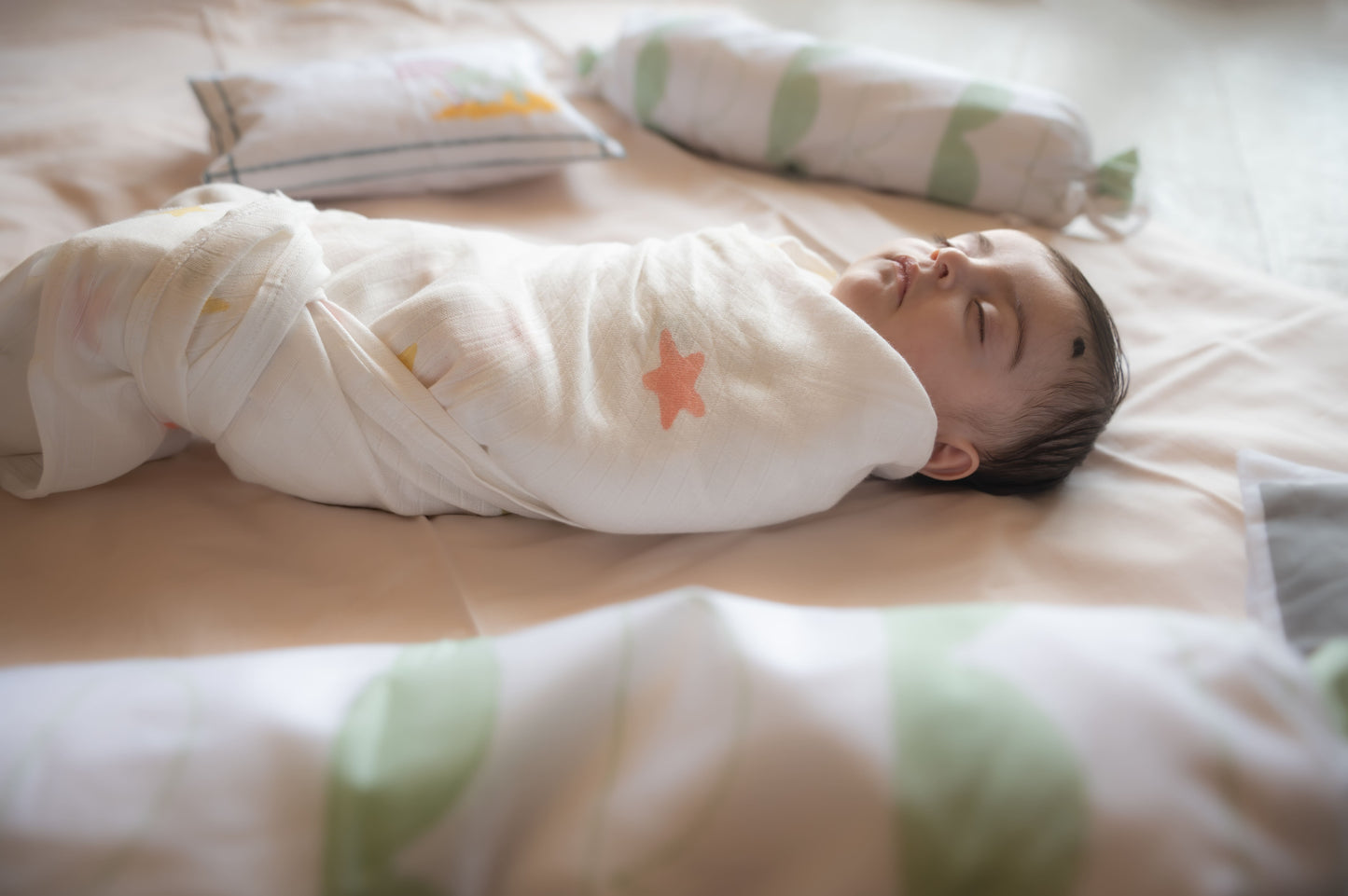 Swaddles Circus - Star