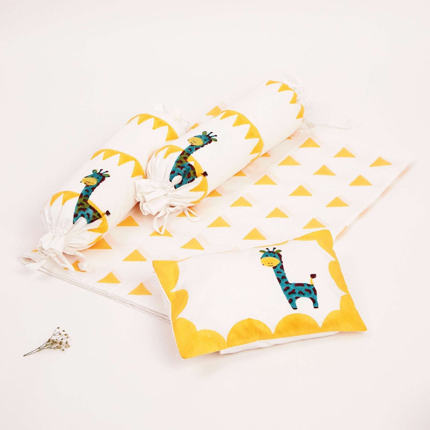 Cot Bedding Set- My Best Friend the Giraffe - Yellow