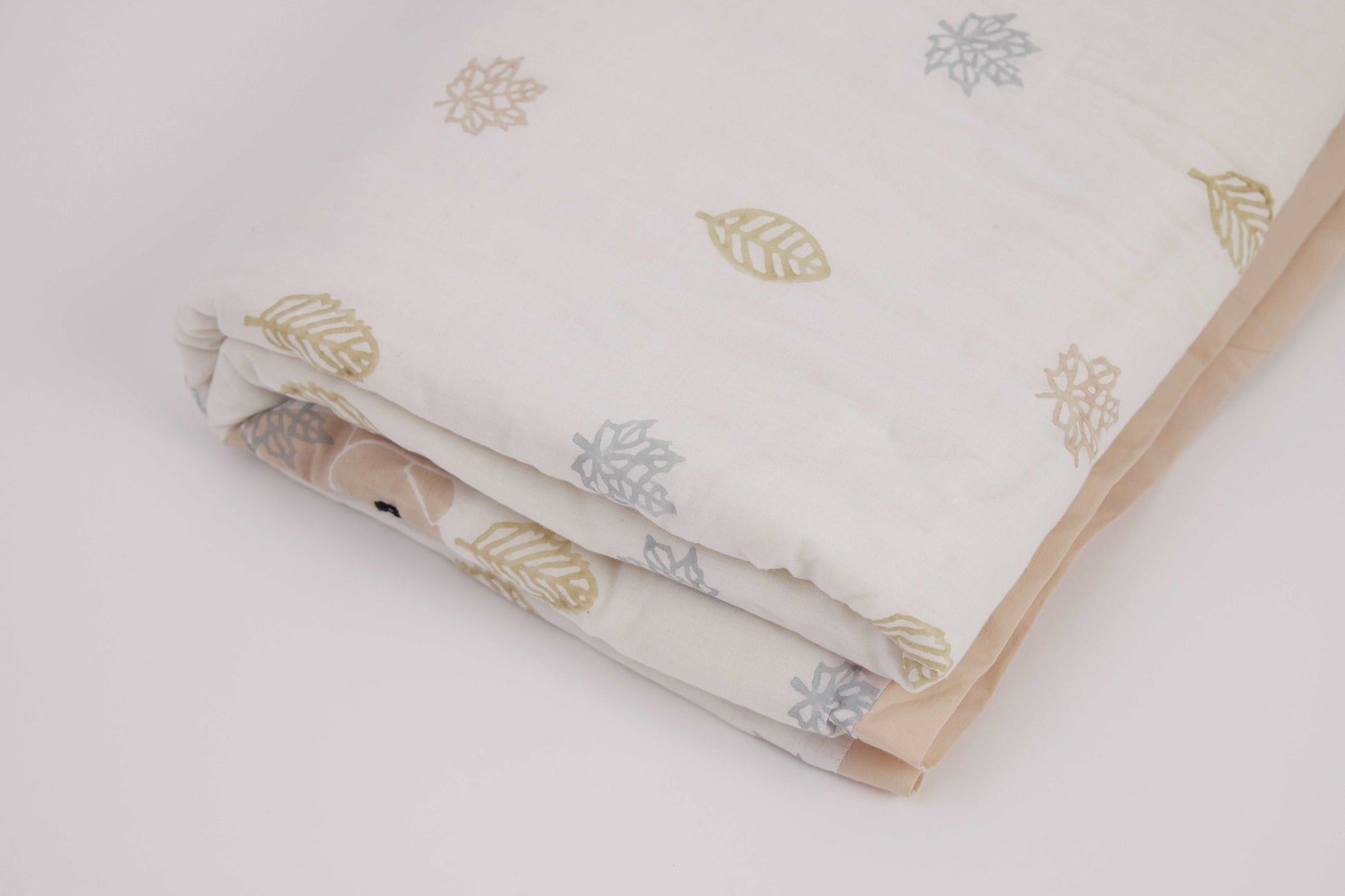 Quilt- K For Koala - Beige