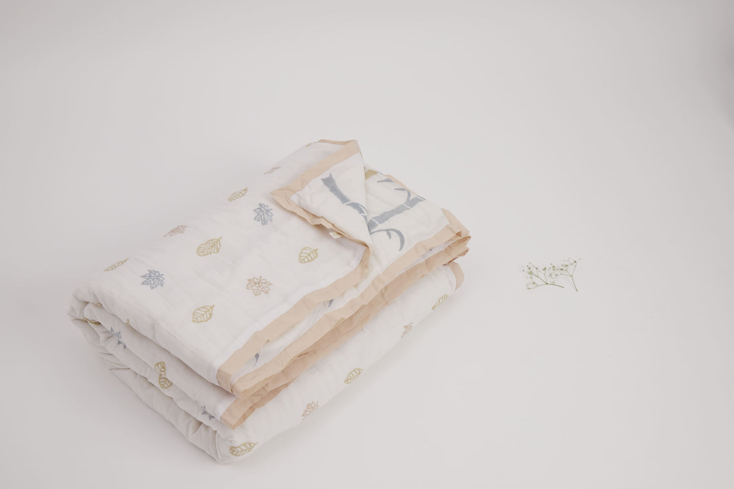 Quilt- K For Koala - Beige