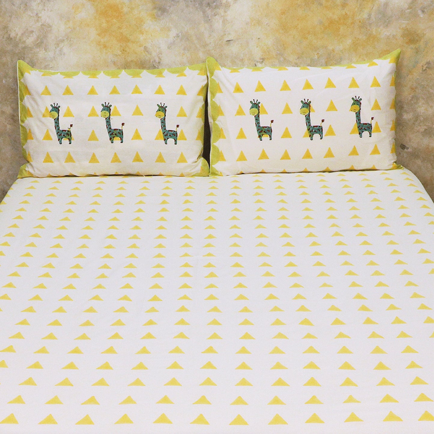 Bed Set- My Best Friend Gira the Giraffe- Yellow